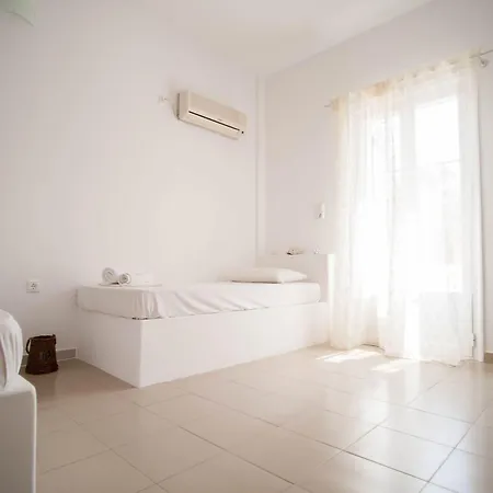 Pensión Giosifaki Vári