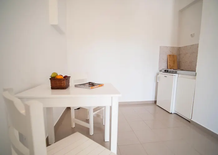 γιωσηφάκι Πανσιόν Βάρη